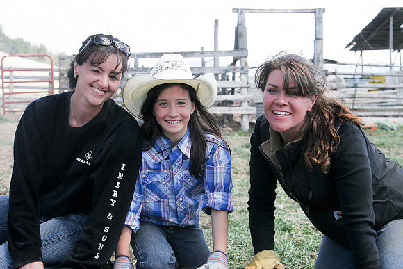 calf_branding_2_685