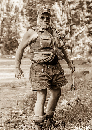 Happy on the Blackfoot-3017