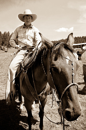 calf_branding_603